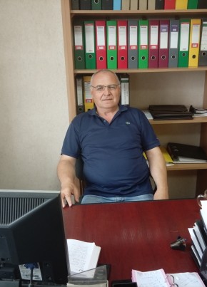 Константин из Барнаула 60 лет