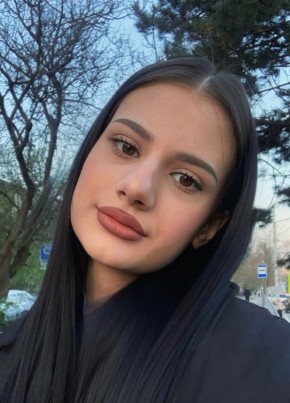 алина из Новороссийска 20 лет