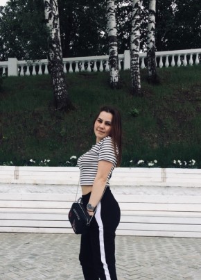 Диана, 24, Россия, Верхний Мамон