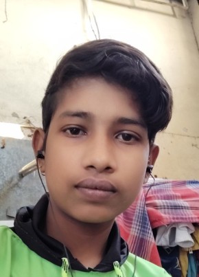 Raja, 18, India, Gāndhīdhām
