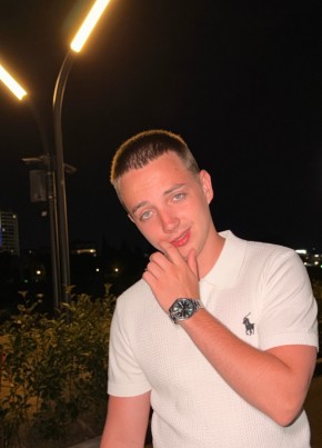 Арсений из Вольска 21 год