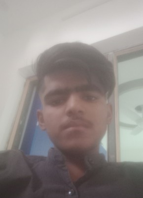 Akram Khan, 19, India, Pinjaur