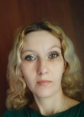Оленька, 38, Россия, Абакан