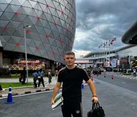 Антон, 26 лет, Москва