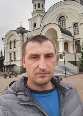 Иван, 33, Россия, Среднеуральск