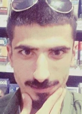 Fatih Latif, 30, Türkiye Cumhuriyeti, İstanbul