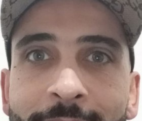 Slimane, 40, Oran