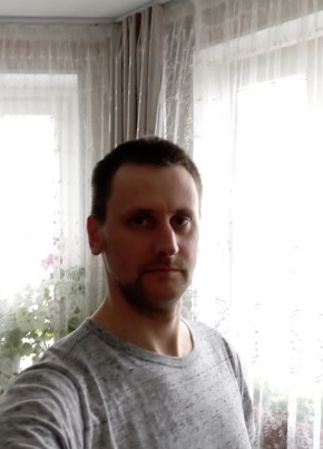 Олег, 40, Россия, Чехов