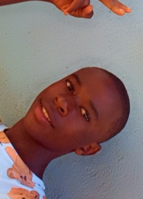 Mashadoh, 18, Malaŵi, Lilongwe