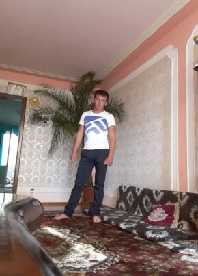 Sergey, 33, Russia, Volzhskiy (Volgograd)