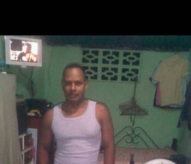 Alejandro, 54, Turmero