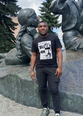 Brice из Іўе 31 год