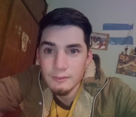 Agustín , 23, Santa Rosa