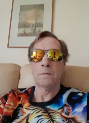 Ari из Helsinki 64 года
