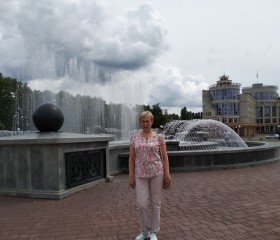 Марина, 58 лет, Климовск