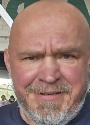 Андрей из Долгопрудныя 56 лет