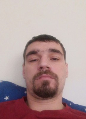 Антон из Ярославли 33 года