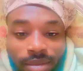Philip, 30, Abomey-Calavi