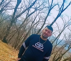 اشکان ارایی, 29, Sari