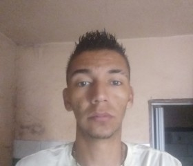 Daniel, 24 года, Sorocaba