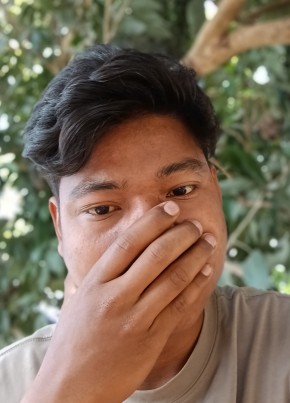 bibek, 18, Nepal, Dhangarhi