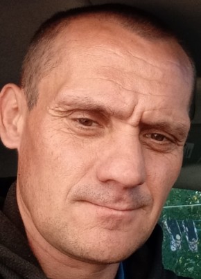 Александр из Починки 44 года