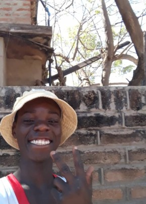 Ozy, 20, Malaŵi, Lilongwe