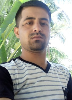 Nadeem Akhtar, 31, India, Malavalli