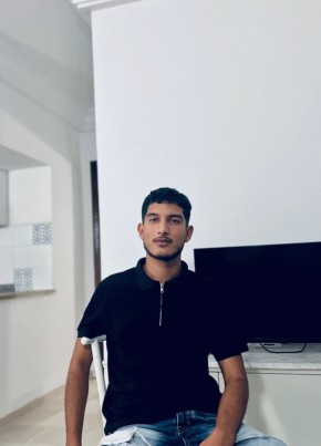Aziz из الحمامات 21 год