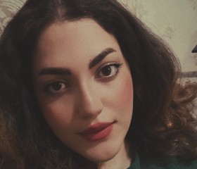 تینا, 18, London