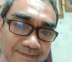 วีรกิจ, 53, Bang Kruai