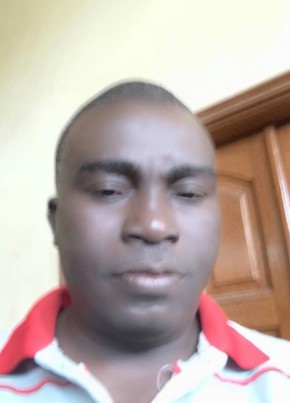 Edouard Dossou, 52, République du Bénin, Abomey-Calavi