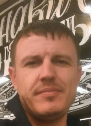 Александр, 39, Россия, Витязево
