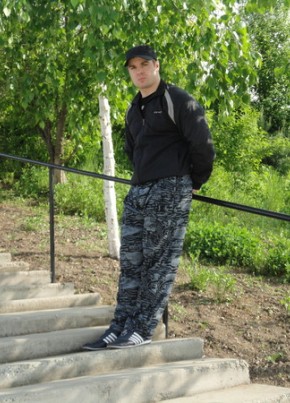 Александр, 38, Россия, Лесозаводск