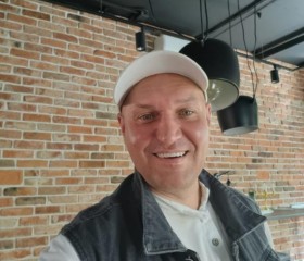 Maksim, 44, Perm