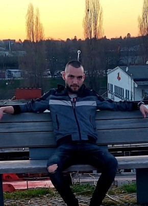 Hvhhv из Heilbronn 26 лет