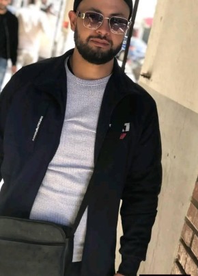 Houari из Algiers 33 года
