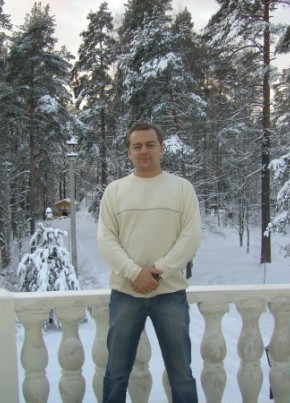 Izumrud, 46, Russia, Petrodvorets
