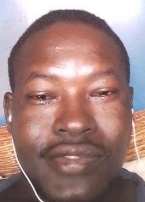Tumushabe Brian, 32, Uganda, Lira