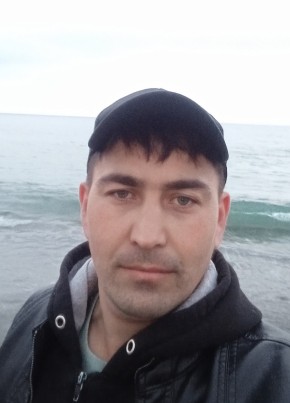 Артур, 37, Россия, Адлер