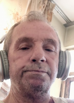 Tolga Kurt из Adana 45 лет