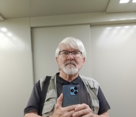 Vyacheslav, 70, Saint Petersburg