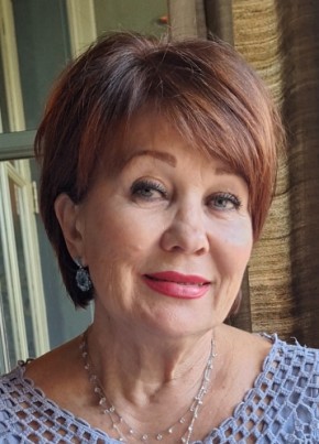 Valentina из Los Angeles 63 года