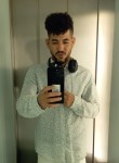 osama, 30, Bilbao