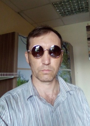 Олег, 47, Россия, Льговский