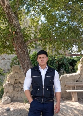 Iqboljon из Toshkent 18 лет