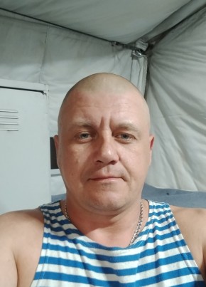 Артём