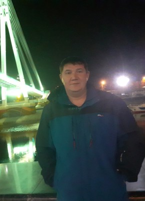 Денис, 42, Россия, Мирный