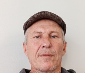 Valeriѝ, 60, Thessaloniki