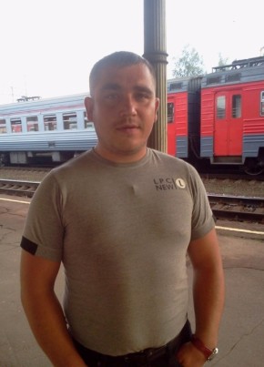 Владимир, 40, Россия, Чудово